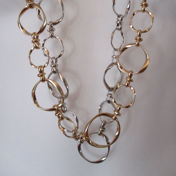 Banana Republic Gold and Silver Rattan Link Necklace NWT 45 each Set of 2 - Picture 12 of 14